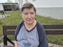 Posedenie v záhrade s vedomostným kvízom