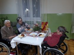 Vianoce a štedrý večer 2019 - 20191224_160912_zmensena