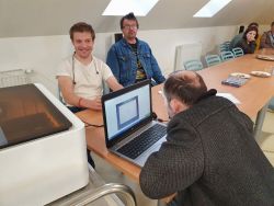 Školenie klientov na obsluhu laserovej rezačky